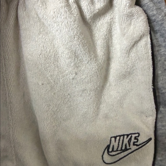 Nike Kids Gray and White Jogger Set - Picture 2 of 5
